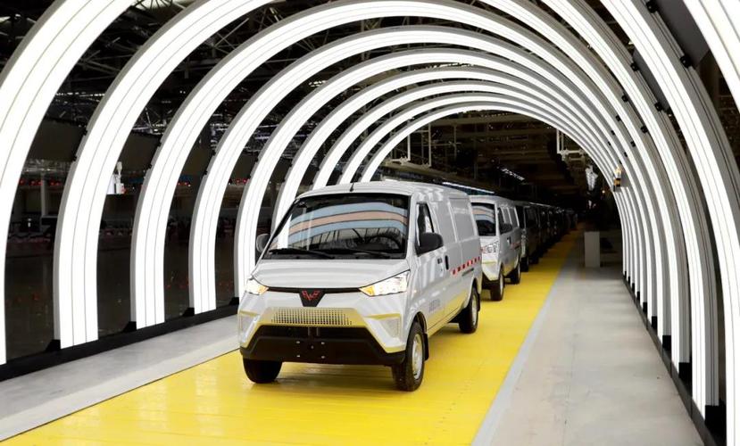 广西汽车城推动新能源汽车“产才融合”创新发展